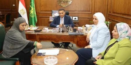استجابة فورية لدموع أمينة: محافظ القليوبية يوفر مسكنًا آمنًا ومفروشًا لأم ترعى 7 أطفال - تواصل نيوز