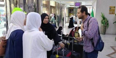 وزارة السياحة تتابع شركات العمرة ميدانيًا في مكة والمدينة - تواصل نيوز