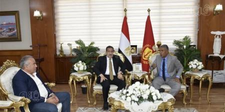 «عايز طفرة قبل نهاية الشهر»، محافظ بورسعيد يوجه برفع كفاءة منظومة النظافة (صور) - تواصل نيوز