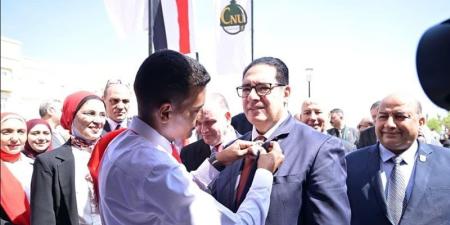 جامعة القاهرة الأهلية تدشن أسرة "طلاب من أجل مصر" - تواصل نيوز