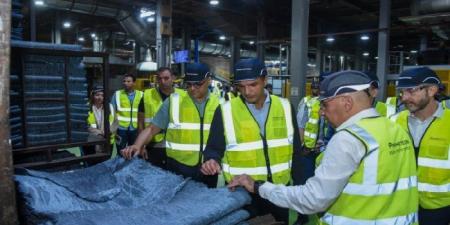 خلال جولته بالإسكندرية.. وزير الصناعة يؤكد دعم صناعة الكربون الأسود وتلبية احتياجات السوق المحلي - تواصل نيوز