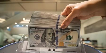 استقرار الدولار عند أعلى مستوى في شهرين بدعم توقعات رفع الفائدة الأمريكية - تواصل نيوز