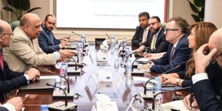 محمود عصمت: استغلال البنية الأساسية لمحطات الكهرباء في تحلية مياه البحر لتعظيم العوائد - تواصل نيوز