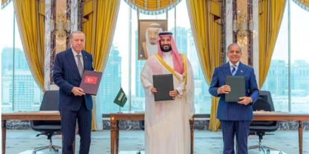 اجتماع عاجل لرؤساء أركان السعودية وتركيا وباكستان بعد هجمات الحوثيين على المملكة - تواصل نيوز