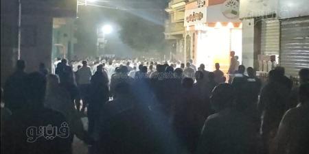جنازة مهيبة لضحيتي انهيار عقار قرية برهمتوش في السنبلاوين (فيديو وصور) - تواصل نيوز