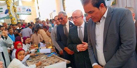 خدمات متكاملة واكتشاف مواهب.. «فيوم الخير» تخدم 7417 مواطنًا بقرية منشأة سكران - تواصل نيوز