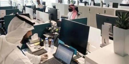 انتقال العامل لا يقطع خدمته.. تعديل قواعد موظفي القطاعات المستهدفة بالتخصيص - تواصل نيوز