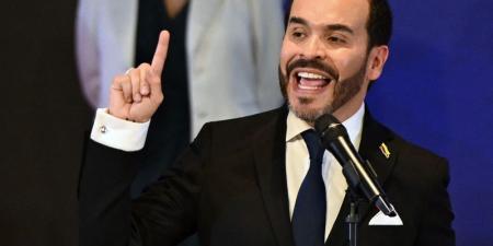 بسبب إغلاق مضيق هرمز.. كولومبيا تقطع علاقاتها الدبلوماسية مع إيران - تواصل نيوز