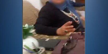 «الداخلية» تُكشف حقيقة فيديو مشاجرة مديرة مدرسة وولية أمر بالقاهرة - تواصل نيوز