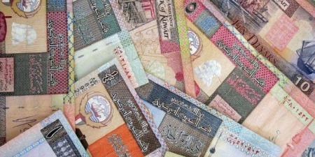 سعر الدينار الكويتي منتصف تعاملات اليوم في البنوك المصرية.. تعرف على أحدث الأسعار - تواصل نيوز