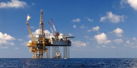 هندسة البترول: اضطرابات الأسواق العالمية تفرض ضرورة تأمين مصادر الطاقة - تواصل نيوز