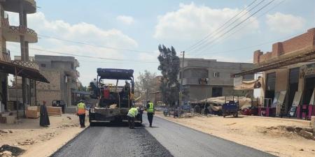 متابعة أعمال رصف طريق الجنابهة بحوش عيسى ضمن الخطة الاستثمارية بالبحيرة - تواصل نيوز