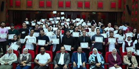 9 مشروعات لطلاب «جيوماتكس القاهرة» تتنافس في تطبيقات الزراعة والبيئة والعمران والموارد الطبيعية - تواصل نيوز