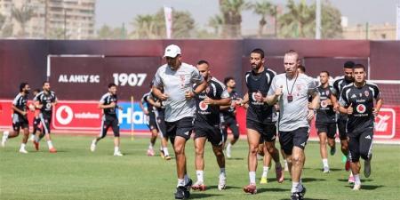 الأحمر يستأنف التدريبات.. مران الاهلي في ستاد التتش (صور) - تواصل نيوز