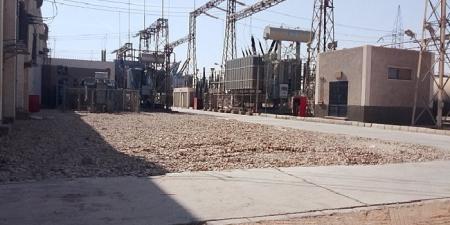 محافظ سوهاج يتفقد موقع اندلاع حريق بمحطة كهرباء بيت داوود بجرجا ويوجّه بسرعة تشغيل البدائل الفنية - تواصل نيوز
