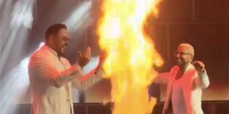 حضور مفاجئ، رامي عياش يشارك أحمد سعد حفله في بيروت ويقدمان ديو "سلطنة" (فيديو) - تواصل نيوز