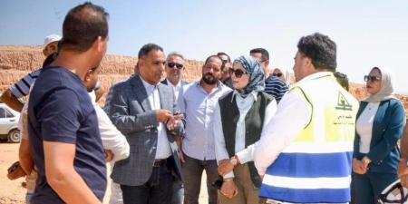 وزيرة الإسكان تتابع موقف تنفيذ عدد من المشروعات وملفات العمل بمدينة السويس الجديدة - تواصل نيوز