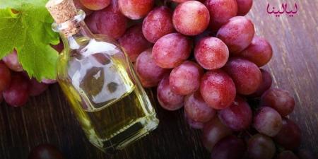 فوائد زيت بذور العنب لترطيب البشرة واستعادة نضارتها - تواصل نيوز