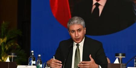 شريف فتحي: مشروعات النقل الحديثة تتيح للسائحين الاستمتاع بأكثر من منتج سياحي  - تواصل نيوز