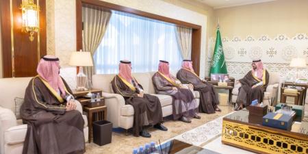 نائب أمير الشرقية يستقبل نائب وزير السياحة ويبحث تطوير القطاع - تواصل نيوز