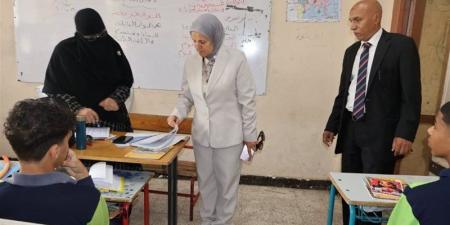 مدير تعليم القاهرة تتابع انتظام الدراسة بمدارس شرق مدينة نصر - تواصل نيوز