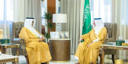 أمير المنطقة الشرقية يستقبل رئيس وأعضاء مجلس إدارة جمعية "دارك" للإسكان التنموي - تواصل نيوز