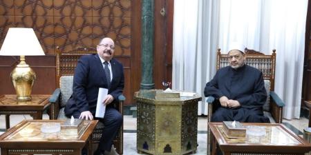 شيخ الأزهر يستقبل سفير سلوفاكيا بالقاهرة لبحث تعزيز التعاون المشترك - تواصل نيوز