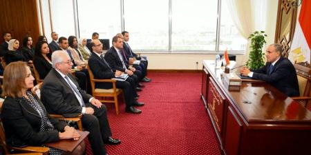 وزير الخارجية يلتقي أعضاء الدفعة ٥٩ من الملحقين الدبلوماسيين المعينين حديثاً - تواصل نيوز
