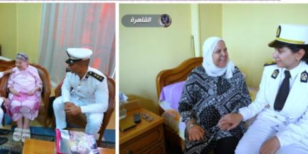 تحت رعاية رئيس الجمهورية وفي إطار مبادرة كلنا واحد.. وزارة الداخلية تُنظم إحتفالات وزيارات للمسنين بمناسبة اليوم العالمي لكبار السن وتوزيع الهدايا عليهم - تواصل نيوز