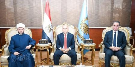 احتفالًا بالعيد القومي الـ 228، محافظ الغربية يستقبل وزير الأوقاف ورئيس الهيئة الوطنية للإعلام - تواصل نيوز