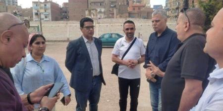 وكيل وزارة الشباب والرياضة بالغربية يتفقد مركز شباب طنطا ويوجه بسرعة حل أزمة الملعب المنجل - تواصل نيوز