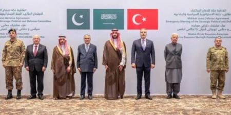 تصعيد عسكري.. حلف مكة يعلن تفعيل الدفاع المشترك وترتيبات لنشر قوات بالسعودية - تواصل نيوز