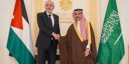 وزيرا خارجية الأردن والسعودية يبحثان الجهود المبذولة لإنهاء التصعيد في المنطقة - تواصل نيوز