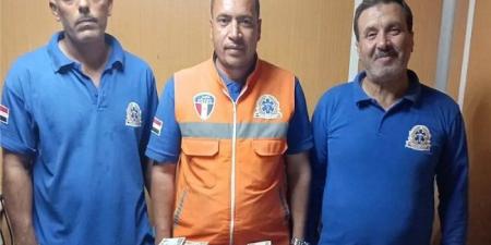 أمانة تُسجل لرجال الإسعاف بالفيوم.. إعادة 660 ألف جنيه لمصاب بعد حادث بطريق أسيوط الغربي - تواصل نيوز