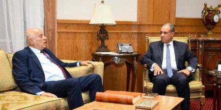 مصر.. وزير الخارجية يبحث مع أمين سر حركة فتح الجهود الرامية لاستكمال تنفيذ خطة الرئيس ترامب الشاملة للسلام - تواصل نيوز