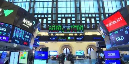 ارتفاع الأسهم الأمريكية مع استقرار النفط وتراجع عوائد السندات - تواصل نيوز