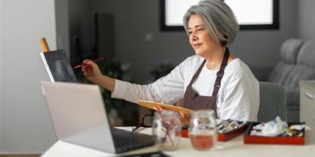 مهارات جديدة يمكن للمرأة تعلمها في منتصف العمر - تواصل نيوز