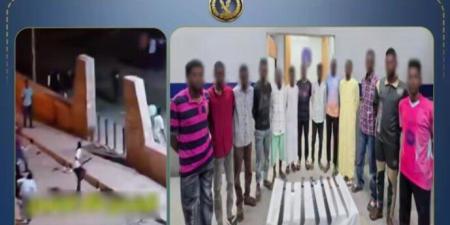 بسبب خلافات مالية.. ضبط 13 شخصًا تشاجروا بالأسلحة البيضاء في أسوان - تواصل نيوز