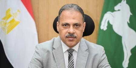 محافظ الشرقية يُصدر 13 قرارا تأديبيا بحق 34 من العاملين المقصرين - تواصل نيوز