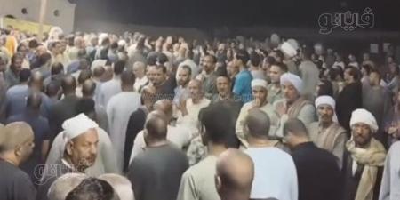 بيننا وبينكم الجنائز، مشاهد من جنازة نائبة الخير والصلح أماني أبو سحلي (فيديو) - تواصل نيوز