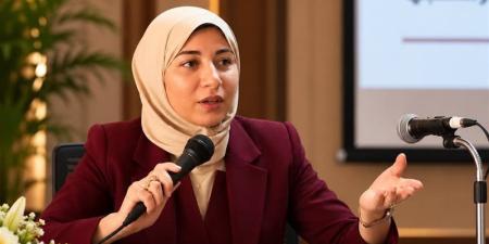متخصصة بالشأن الأفريقي تكشف أبعاد الأزمة الإنسانية في السودان - تواصل نيوز