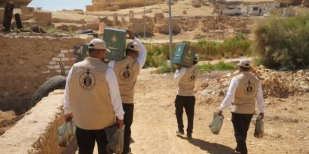 «بيت الزكاة والصدقات» يطلق قافلة مساعدات كبرى بمحافظة مطروح.. توزيع 5 آلاف كرتونة مواد غذائية و2000 كوبون مواد غذائية - تواصل نيوز