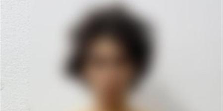 بهدف الترند والأرباح، ضبط شخص بتهمة نشر فيديوهات بملابس نسائية عبر مواقع التواصل في دمياط - تواصل نيوز
