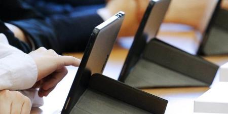 4 فئات من الطلاب لن يتسلموا أجهزة التابلت.. تعرف على التفاصيل - تواصل نيوز