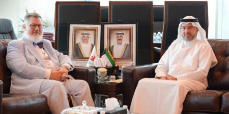 الكويت وأمريكا تبحثان استمرار تشغيل مطار الكويت الدولي بعد الاضطرابات الأخيرة - تواصل نيوز