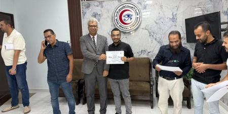 رابطة أطباء الباطنة بقتا تختتم دورة سونار العناية المركزة وتسلم الشهادات للمتدربين(صور) - تواصل نيوز