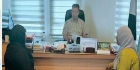 رئيس حي شمال الغردقة يلتقي المواطنين لبحث الشكاوى وتسريع حل المشكلات - تواصل نيوز