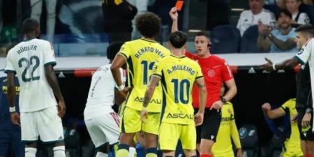 إيقاف فينيسيوس 4 مباريات وغيابه عن الكلاسيكو إمام برشلونة - تواصل نيوز