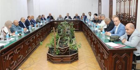 نقيب الأطباء: لا قبول لطلاب جدد بكليات الطب الخاصة غير الملتزمة بإنشاء مستشفياتها التعليمية - تواصل نيوز