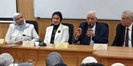 حسام موافي في حوار مباشر مع طلاب جامعة القاهرة الأهلية لتعزيز الوعي الصحي - تواصل نيوز